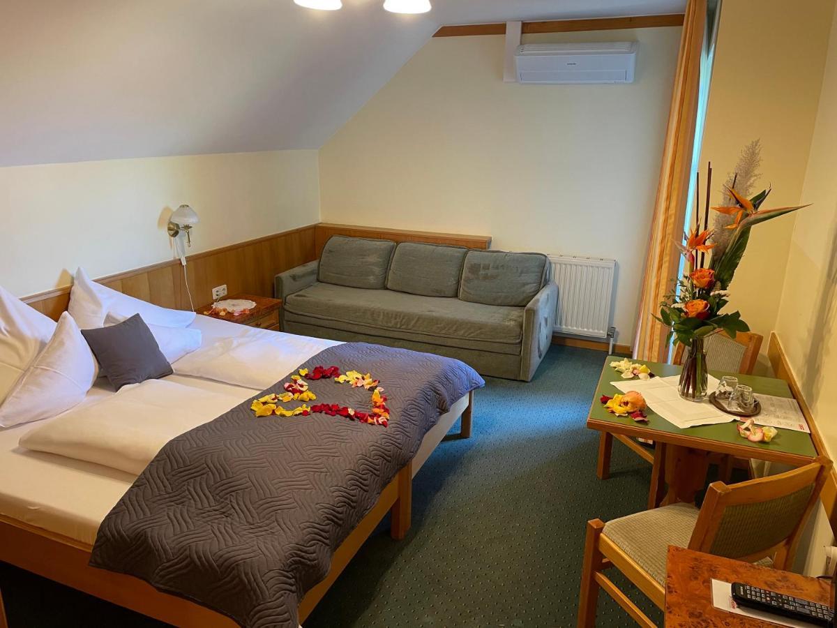 Pension Thermenland Fürstenfeld Esterno foto
