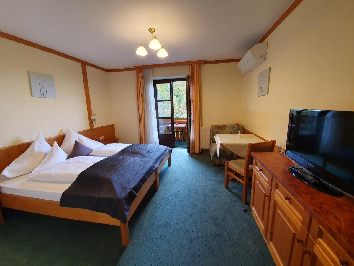 Pension Thermenland Fürstenfeld Esterno foto